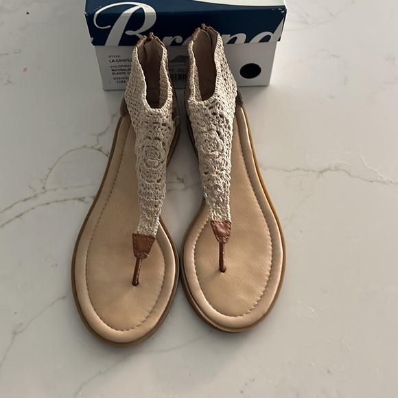 Lucky Brand, gently worn! - Picture 4 of 4